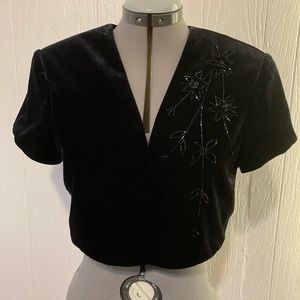 NWOT J.R NITES Petites black velvet beaded cardigan